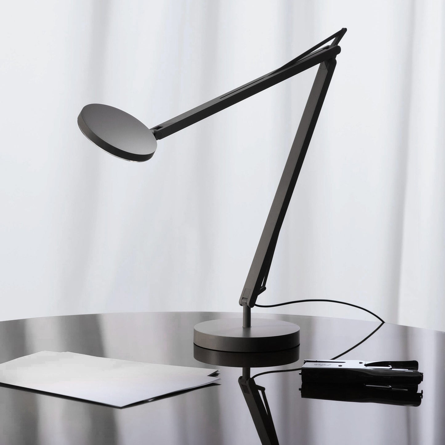 GRAU John LED Desk lamp